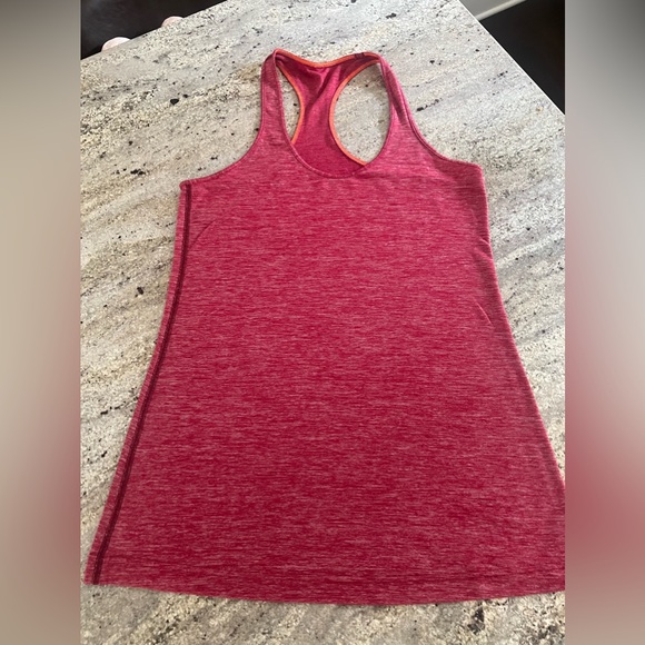 Lululemon tank size large - Picture 1 of 3
